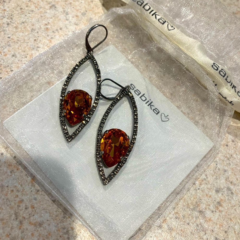 Sabika NWOT earrings